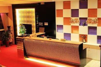 קונמינג Lucky 5 Million Express Hotel Yuxi מראה חיצוני תמונה