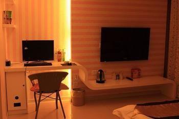 קונמינג Lucky 5 Million Express Hotel Yuxi מראה חיצוני תמונה